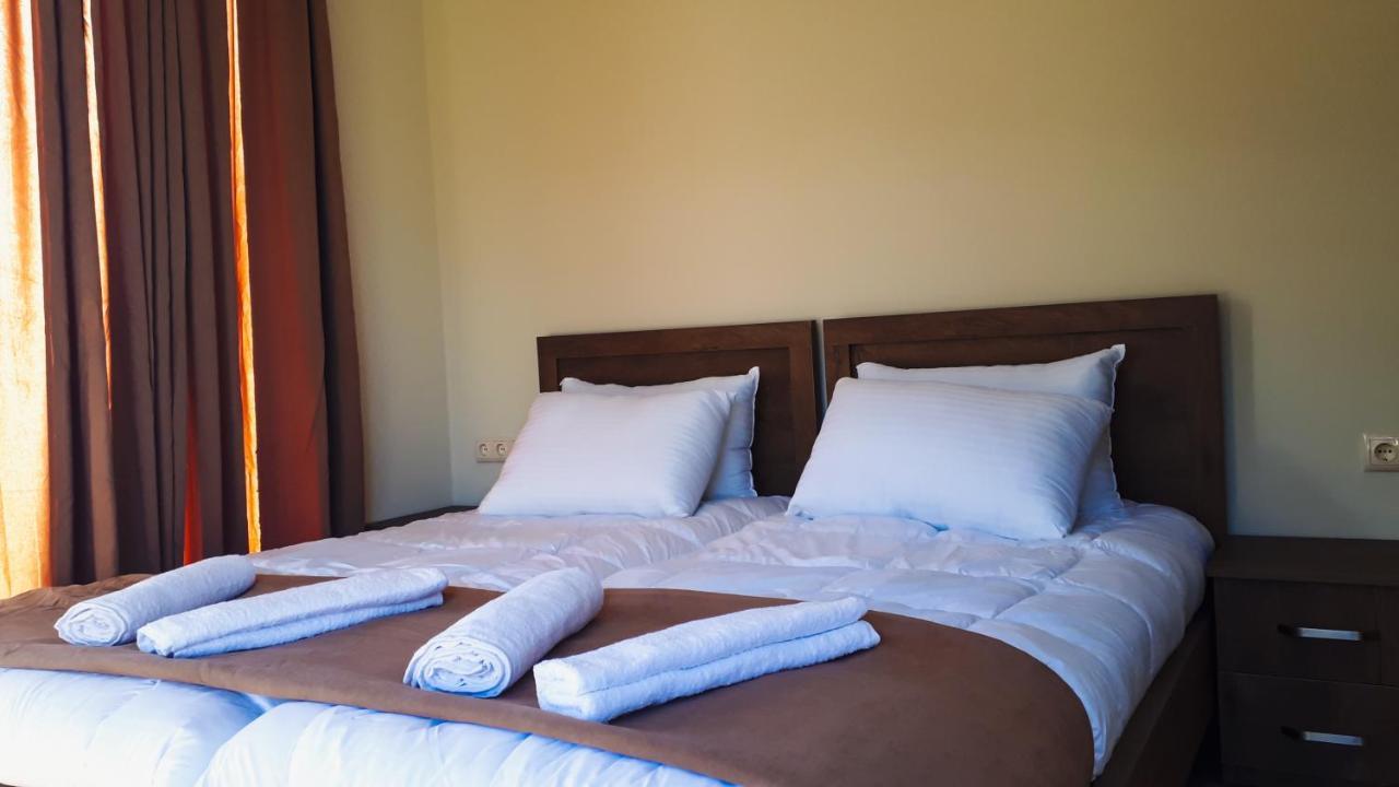 Hotel Khulo Lnn Ngoại thất bức ảnh