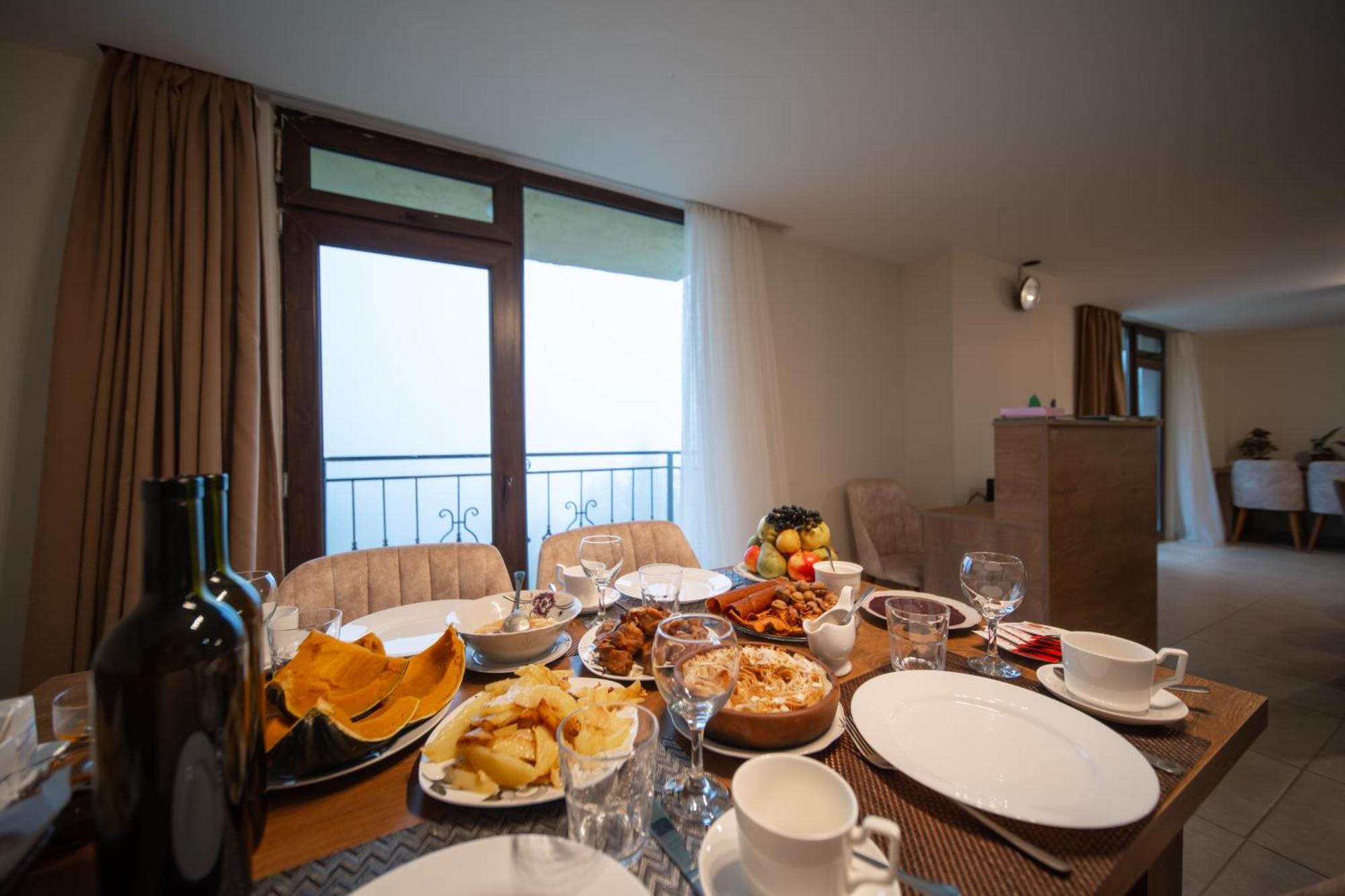 Hotel Khulo Lnn Ngoại thất bức ảnh
